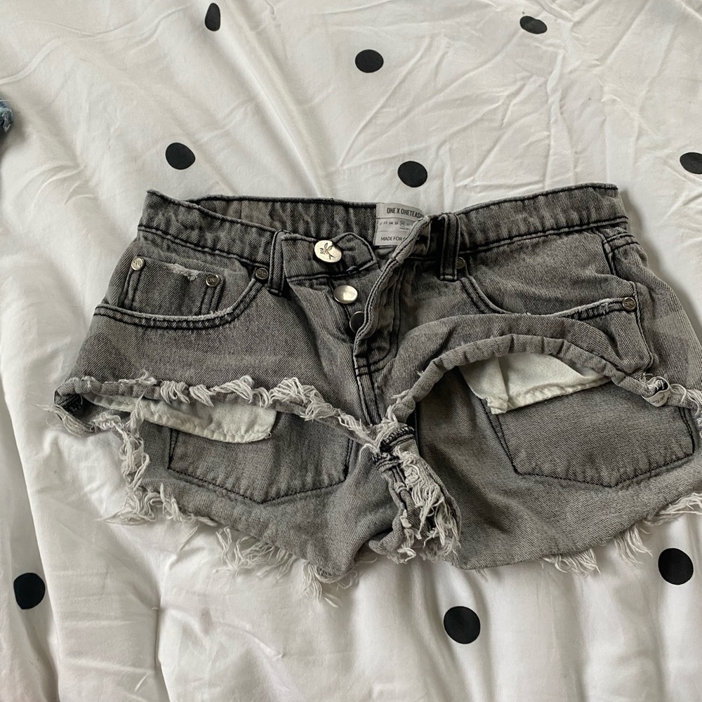 me teaspoon shorts